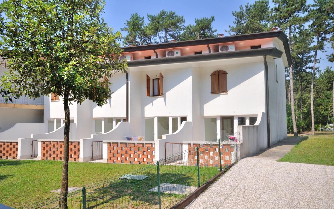 Villaggio Delfino Bibione Extérieur photo