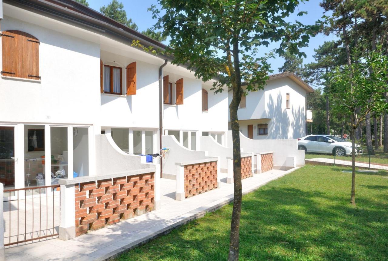 Villaggio Delfino Bibione Extérieur photo